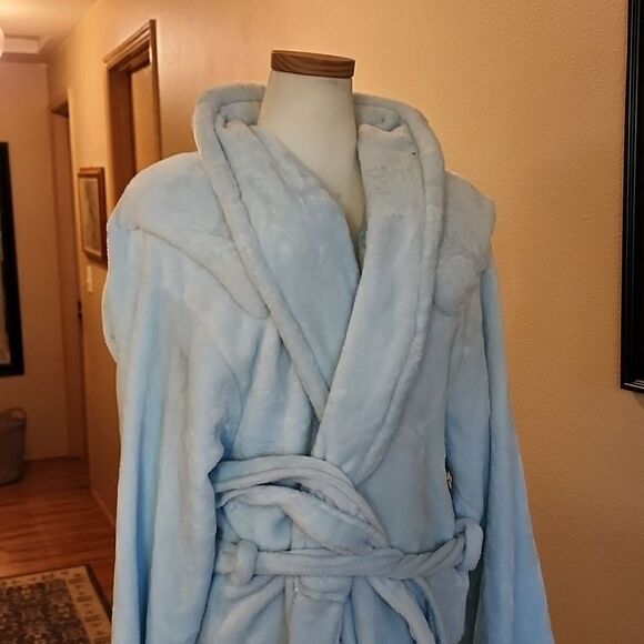 Sutton Home Weighted Robe Machine Washable 5 lb medium new without tags - Picture 4 of 5
